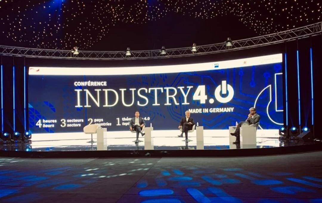 AMEEOFFICIEL's tweet photo. #Conférence Industrie 4.0:La #numérisation pourrait nous permettre de décarboner notre #industrie et d’épargner des #émissions mondiales de #CO2. #SmartCity #smart_home ,#smart_grid #smart_factory: ces innovations peuvent rendre notre économie plus verte
#SaïdMouline @AhkMarokko https://t.co/17aXkDegQD
