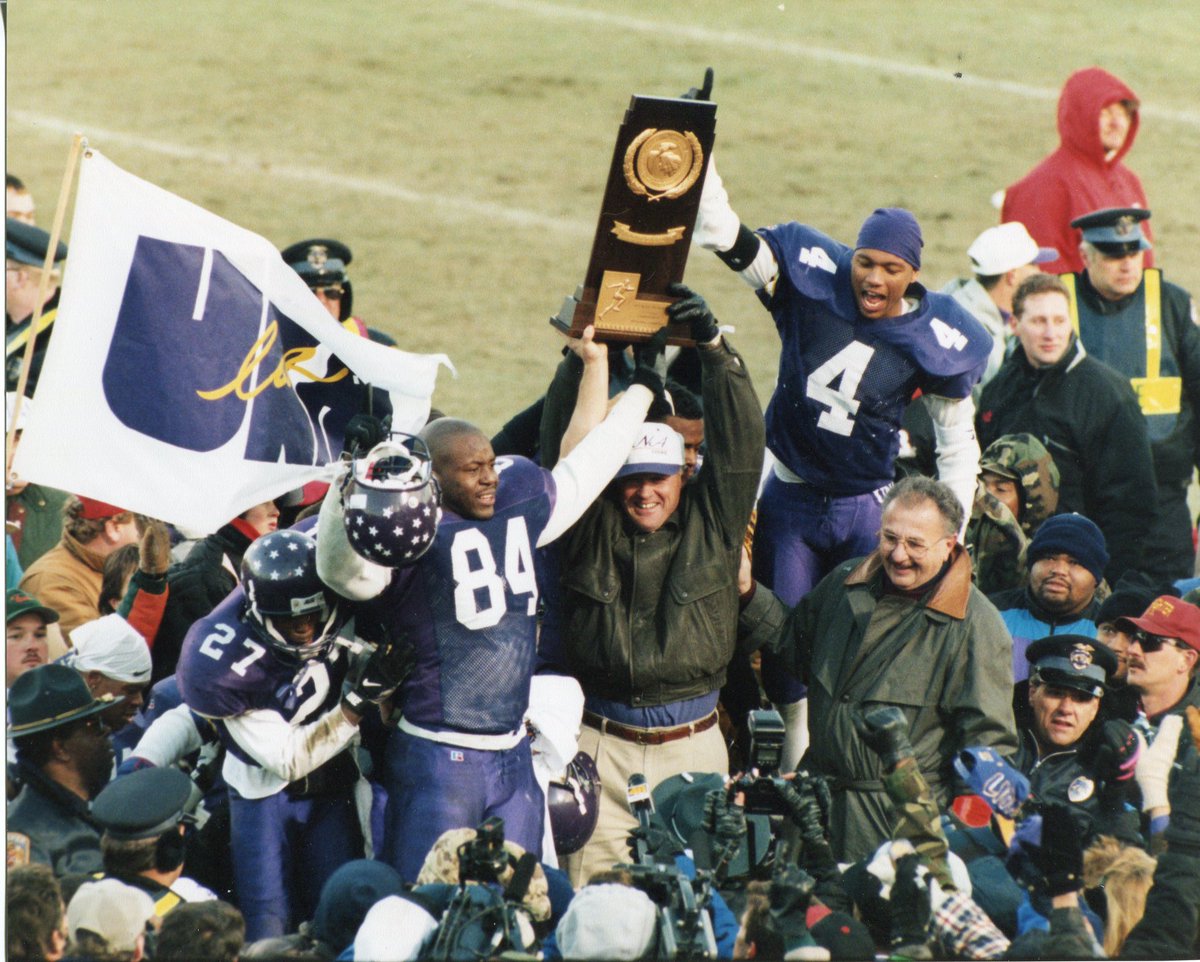 UNAFootball's tweet photo. Throwing it back to 25 years ago today when the UNA Lions won their 3rd consecutive National Championship right here in Braly Stadium! Did you attend the game? Were you a member of the team? Drop your favorite memories and pictures below! #RoarLions https://t.co/UbBAvqpyLT