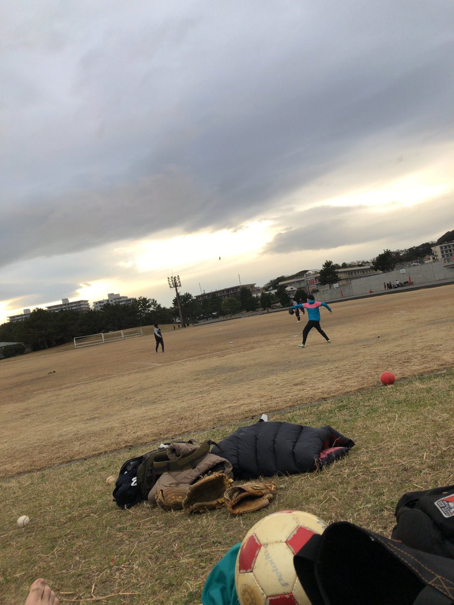 RYOUMAKKO's tweet photo. クリスマスイブの日に男5人でこういうことやってんだぜ。つまりそういう事。 https://t.co/Bv4hok4mjr