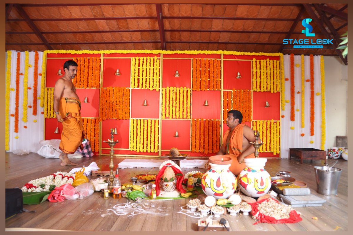 ProductionsLook's tweet image. Marigold mandapam - Perfect Indian Wedding decor.

Contact @9804747377 to get your wedding events booked by us.

stagelookproductions.com

#manadapdecor #manadapdecorations #stagedecor #stagedecoration #stagedecorations #stagedecors #stagedecore #stagedecorationv #stagedecorators