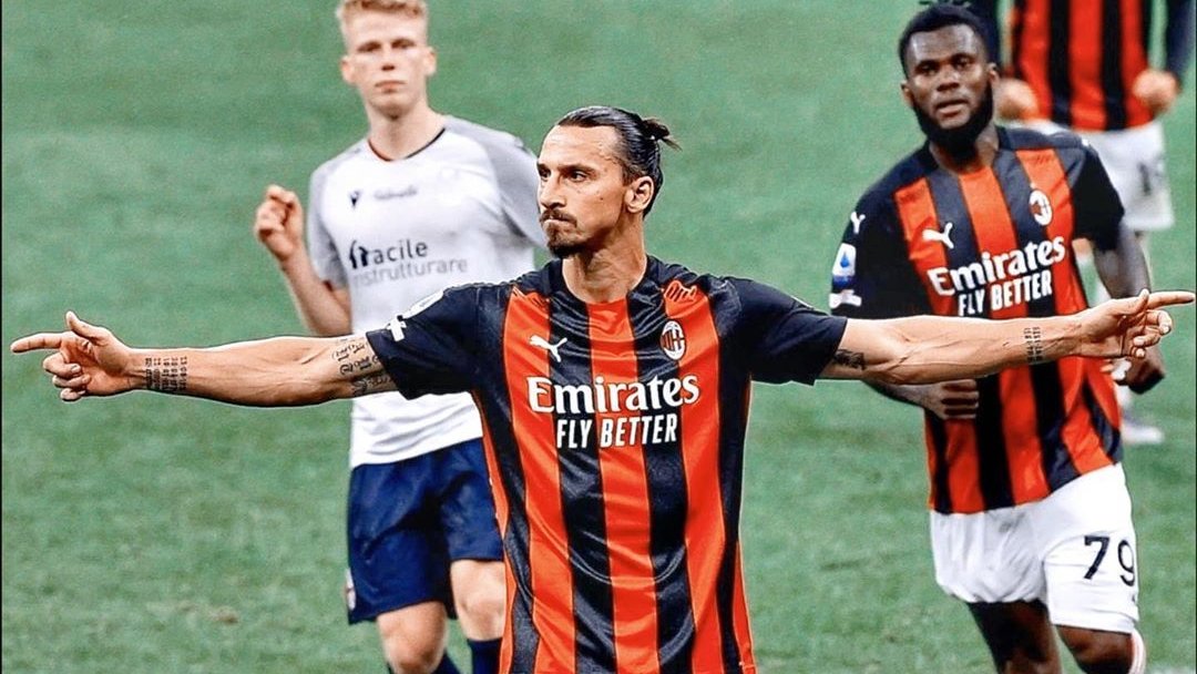 AC Milan since Zlatan rejoined them a year ago when they were 11th in the League

✅Only unbeaten side in Europe's top 5 leagues in the Serie A
✅Now 10 points clear of Juventus after last night's 3-2 win over Lazio. 🔝

⚡⚡ Z L A T A N   E F F E C T ⚡⚡

📸Credits: GETTY