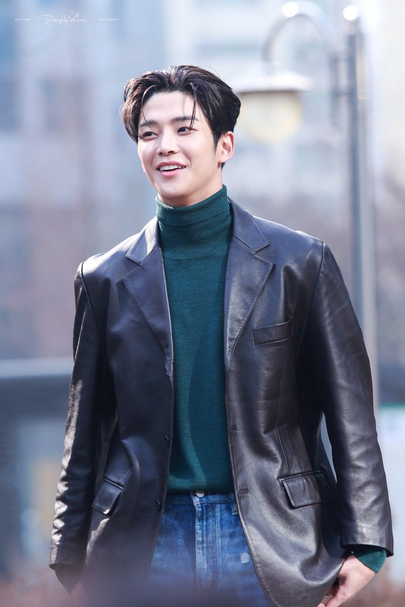 “who in kpop?” but it's actually Rowoon from SF9; a thread