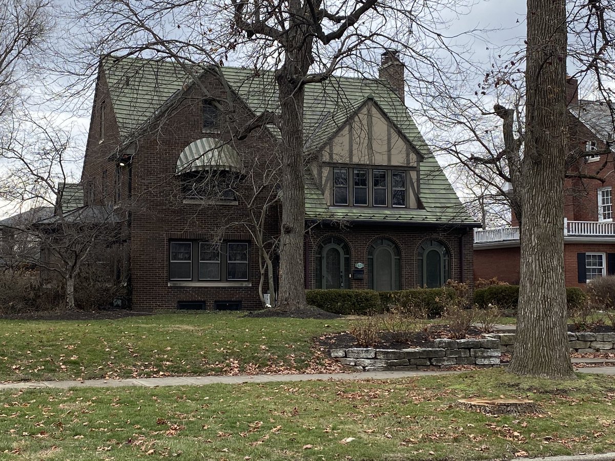 56PcCerdafiable's tweet photo. @bastardspod @knowledge_fight @IwriteOK @why_sophie_why Here is the house of that infamous meeting. My daughter asked me if it looked like the kind of place to hold a racist meeting; dark and gloomy. https://t.co/gQpOUrxGnf