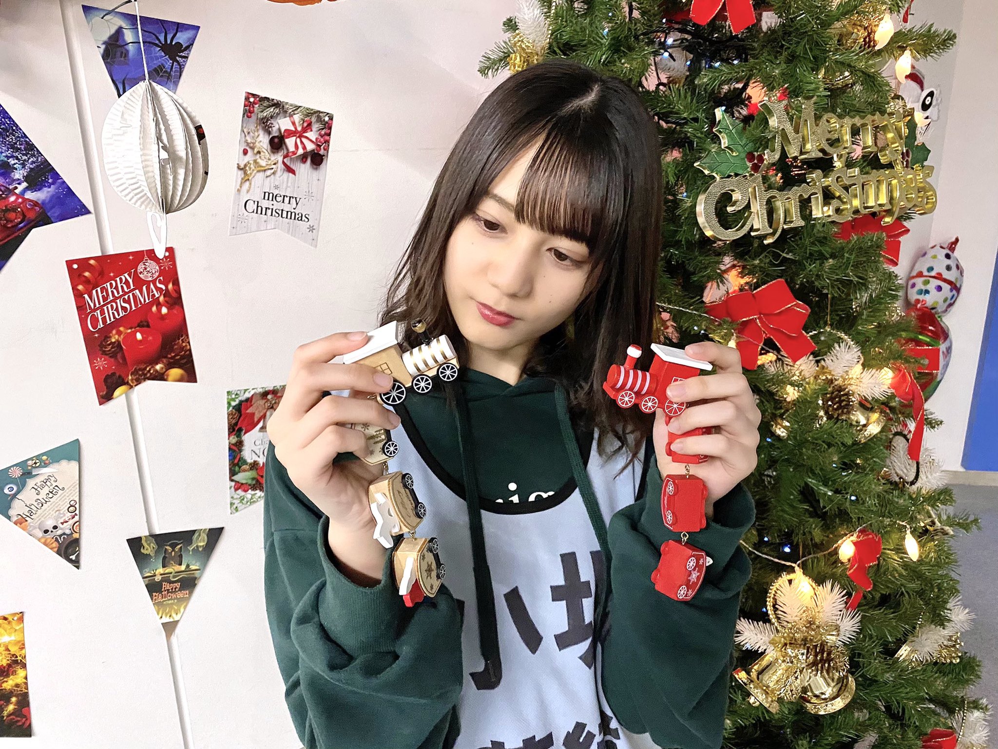 【感謝価格】 日向坂46 on X:  アイドル