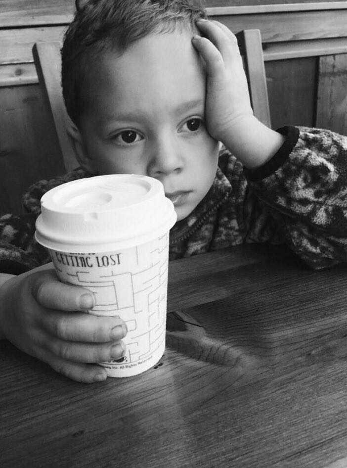 bad_girllz's tweet image. Nunca vou me cansar de dizer aqui sobre a saudade q tenho do tempo que no twitter tinha mais fc q conta pessoal 
Todo mundo interagia uns com os outros
Subiam tag de interação
Tinha o #fcseguefc 
Conheci pessoas legais assim
E hj em dia
Parece q os fcs morreram 
Triste dmais