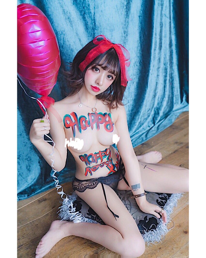 akagi_echika's tweet photo. 💕🎁🎄 MerryX'mas 🎄🎁💕
プレゼントはえちか 🎈🧸 https://t.co/LHk4GiC778