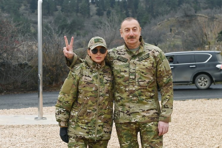 1VicePresident's tweet photo. Prezident İlham Əliyev və birinci xanım Mehriban Əliyeva Zəngilan rayonunda olublar

https://t.co/NcJCGsRQg3

#President
#FirstvicepresidentofAzerbaijan
#İlhamƏliyev
#MehribanƏliyeva
#Azerbaijan https://t.co/WGK0NCt11b