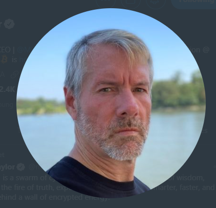 LomahCrypto's tweet photo. Why does Saylor always look angry with me wtf man im trying my best bro relax https://t.co/0ByLm23bSd