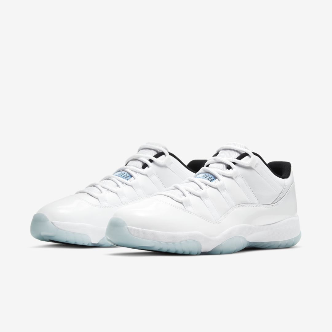 nicekicks's tweet photo. Official images of the Jordan 11 Retro Low "Legend Blue" ❄️❄️❄️ https://t.co/kwEBDZnaiz