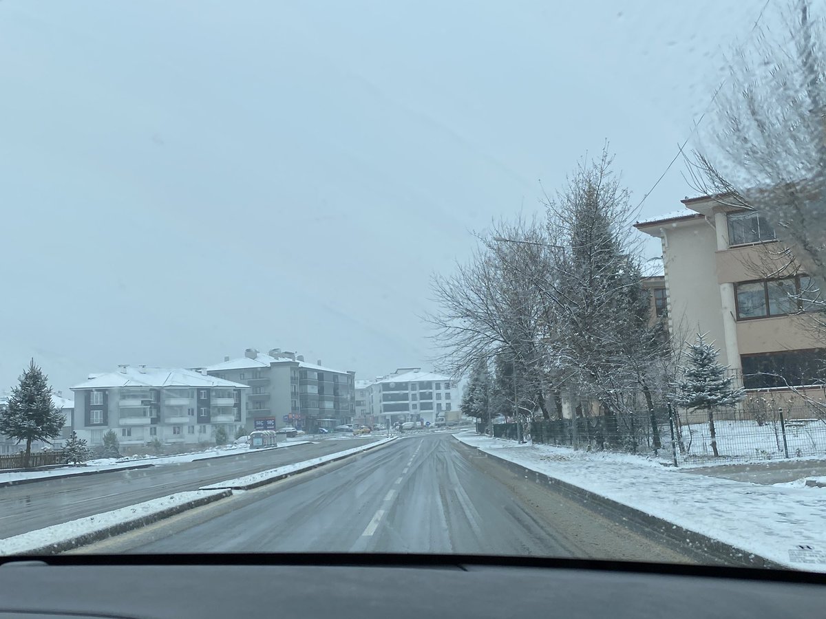 contextbolu's tweet photo. Ne de güzel olmuşsun, beyazlar içinde sen. https://t.co/xUNl32xXww
