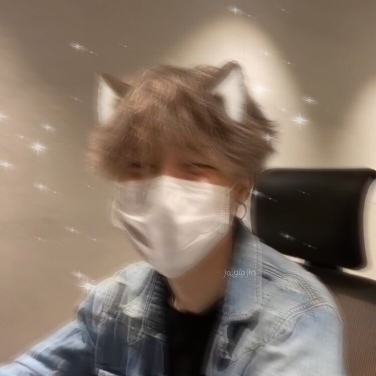bagtagon's tweet photo. "Todos merecen ser amados para siempre". 

- Park Jimin- Christmas Love 
#WeLoveYouJimin #ChristmasLovebyJimin https://t.co/cJQXONpmJU