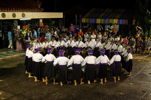 So there goes that sob story, right? Well, not quite. Such a large settler population had to have taken land from somebody to take such a large space, right?Enter the Plains Indigenous. Often overlooked, forgotten, misunderstood, talked over, even appropriated. 9/