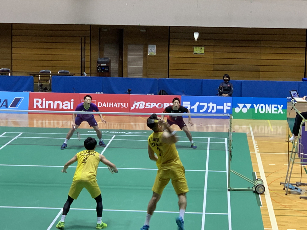 Ntt東日本シンボルスポーツチーム 男子ダブルス2回戦結果 星野翔平 仁平澄也 内定選手 明治大学 0 14 21 17 21 2 園田啓悟 嘉村健士 トナミ運輸 世界ランク4位 ソノカムペアと接戦を展開 2ゲーム目は力強い攻めで中盤をリード 17 17から