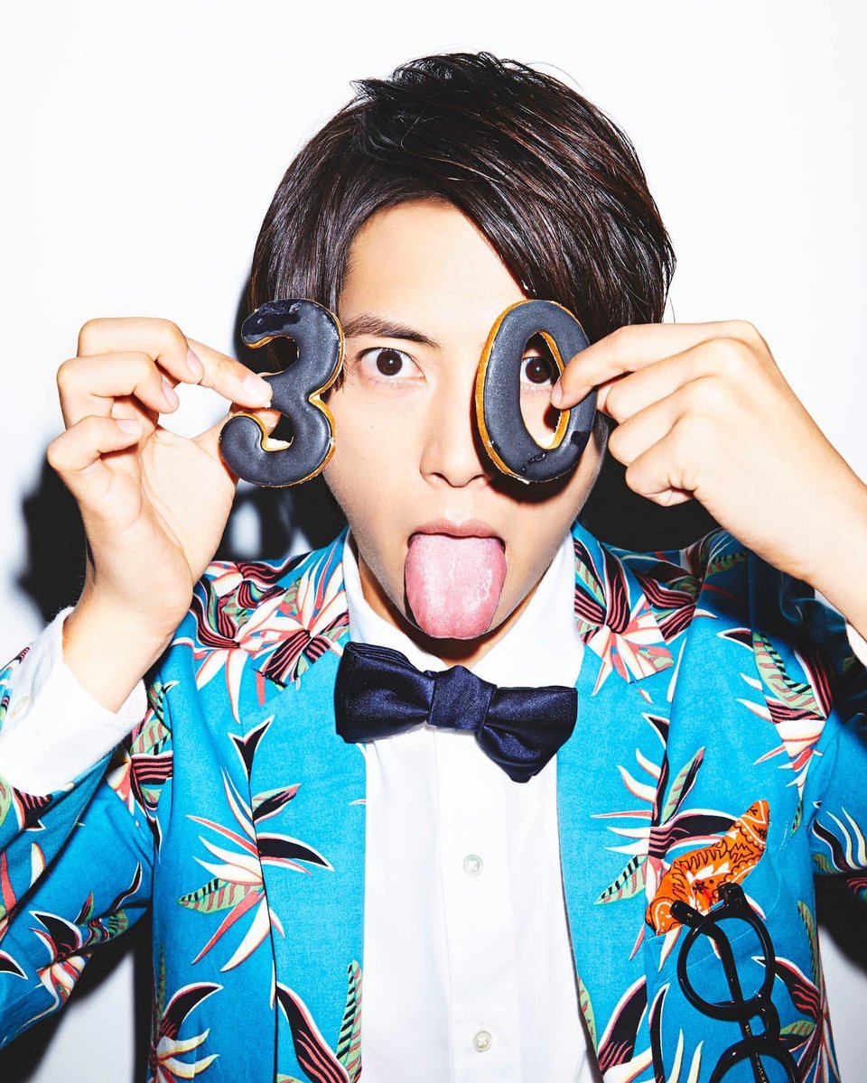 tomopi0409's tweet photo. 2020 12 24 takashi_yoshida ins
#Archives   VIVI 2015.05
#TakashiYoshidaPhotography  
#山下智久 https://t.co/9l1bYENGNi