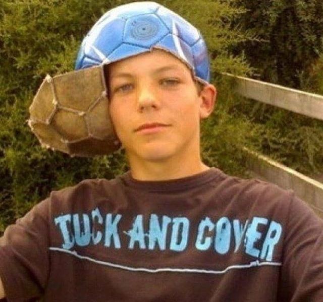 onyeee12's tweet photo. SELAMAT ULANG TAHUN GANTENG🎊❤️ 
btw ganteng doang bukan jodoh gue😏
#OneDirection #HappyBirthdayLouisTomlinson https://t.co/cg1vbIlchU