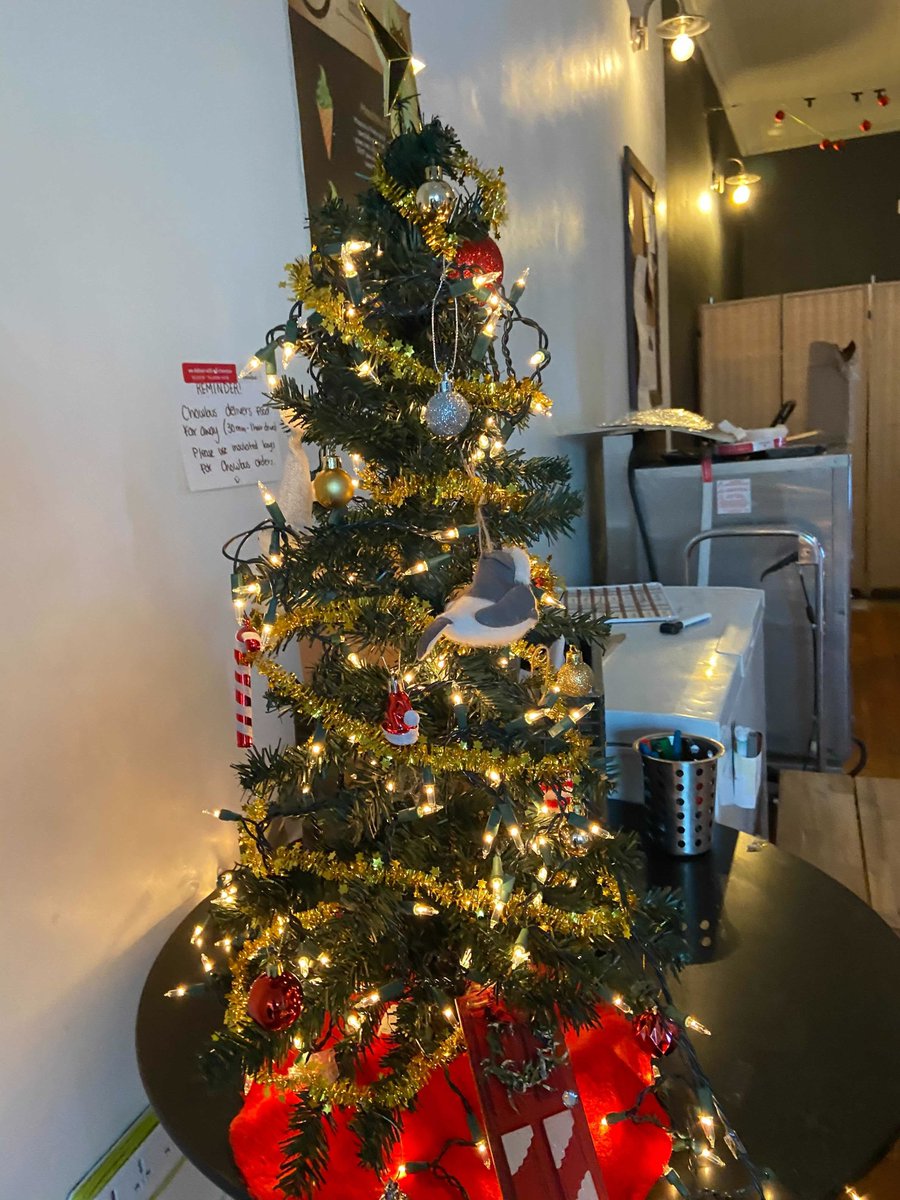 ☃️❄️Holiday Hours❄️☃️
The following stores will be closed for each holiday 
🎅🏻🦌Christmas Eve🎅🏻🦌:
-Pleasanton
🎁🎄Christmas Day🎁🎄:
-Berkeley
-Newark
-Pleasanton
-San Mateo
🎉🎊New Year's Eve🎉🎊:
🍾🎆New Year's Day🍾🎆
-Newark
-Berkeley
-TBD