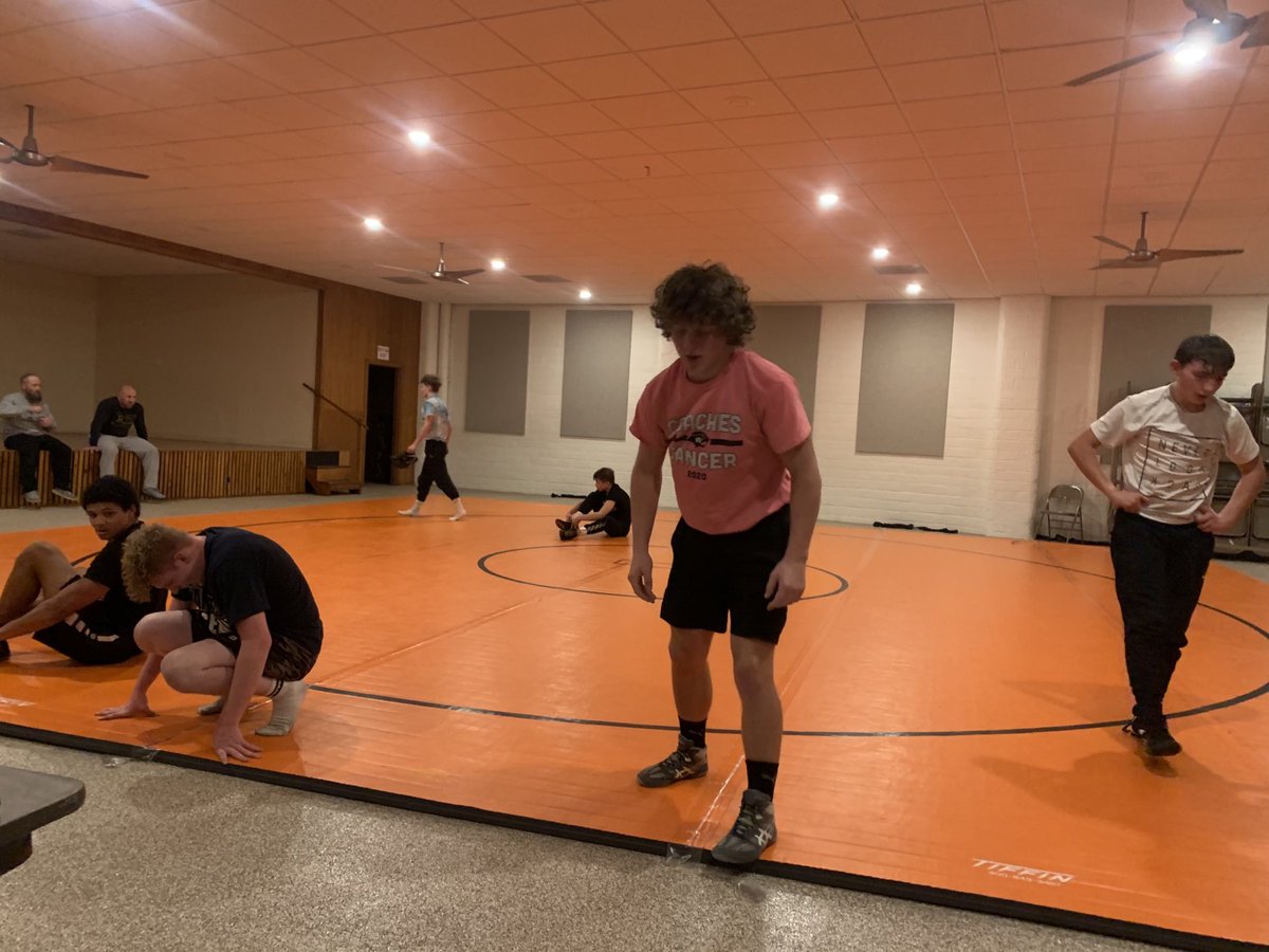 Getting some action in today ⁦@KnoxWrestling⁩