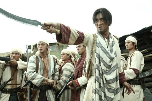 Moving on. Next is that the indigenous were "helpless" as the cruel Han Chinese sent them fleeing.Haha, no. It's patronizing. Has anyone seen Seediq Bale? ALL tribes fought wars, defended themselves from invaders, and hunted each other's (and settlers') heads for sport. 16/