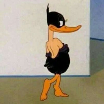 tuiteotuit's tweet photo. *el alcohol pone violento a los jóvenes*

yo tomado: https://t.co/XDgoFxJIdO