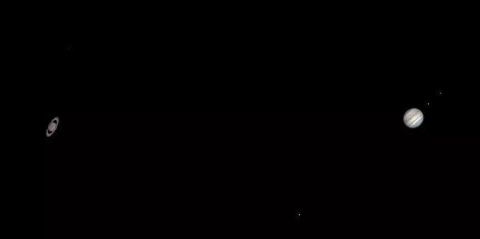 Güneş sistemindeki en büyük iki gezegen olan Jüpiter ve Satürn 800 yıl sonra birbirine en yakın konuma gelecekler. Tarihin en büyük kavuşması!