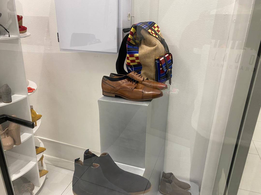 Douala Grand Mall tweet media