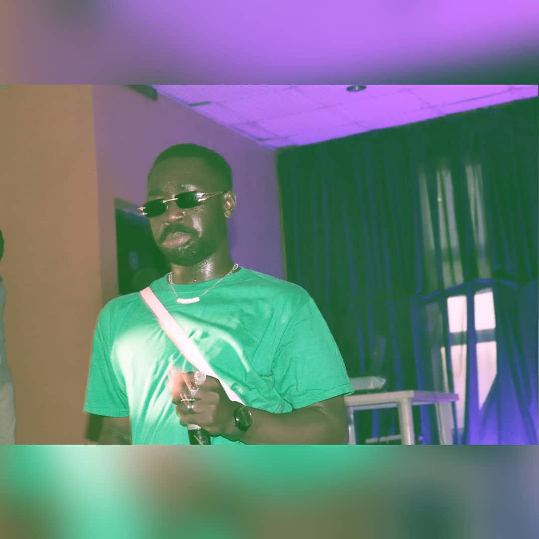 axam_mie's tweet image. MY heart beats for you #oluwawiththeboy goldenson #gothrough