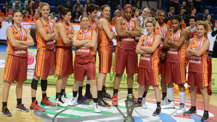 ondercicekoglu's tweet photo. @GalatasaraySK Tartışmasız! Bunu nasıl unutursunuz? https://t.co/sXKaoqVoy5