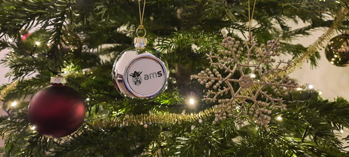 We would like to thank our customers for their confidence in the past year and thank the crew for their efforts. We wish all a Merry Christmas and a healthy and happy 2021.