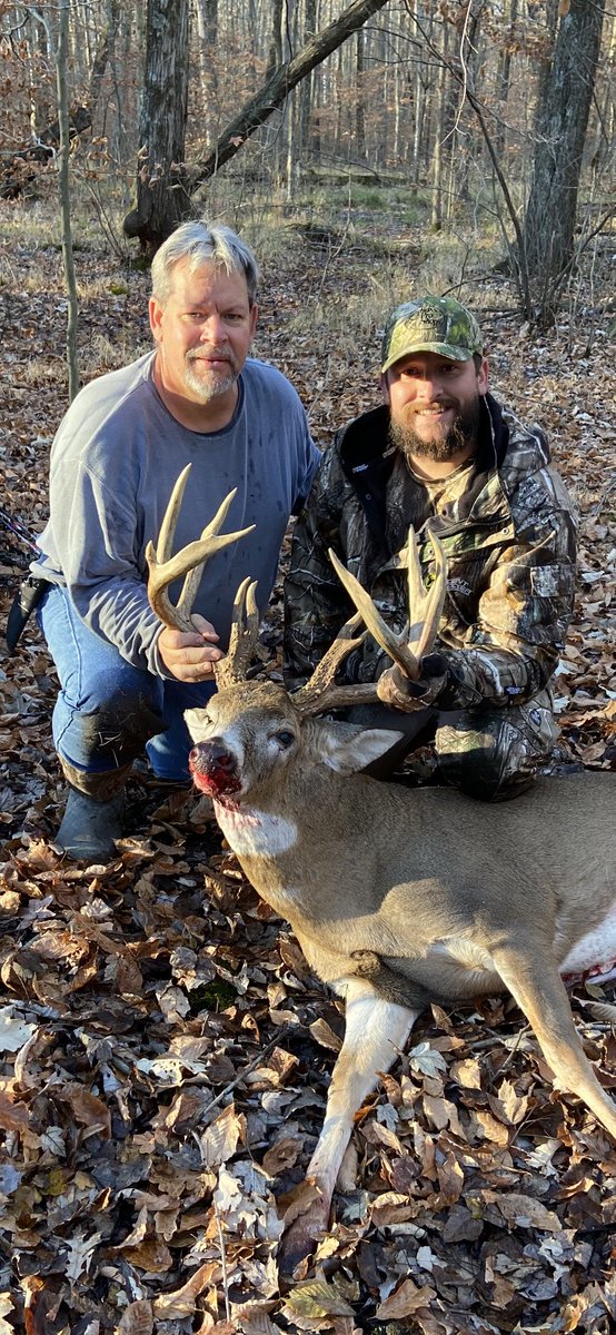 1fulldraw's tweet photo. Shot this during the rut this season here in southwest Ohio!! #whitetails #ohiobuck #bowseason #rut #family #traditions https://t.co/ZbshULad2v