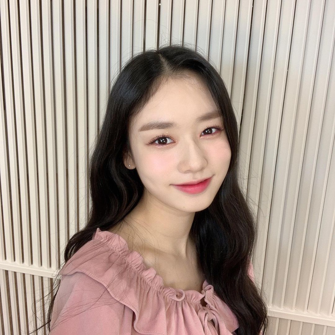 KimDoahBrasil's tweet photo. [#DOAHTAGRAM]211220| Atualização da #DoAh no instagram. [@/lcirndxah]

#김도아 #도아 #KIMDOAH #FANATICS #파나틱스 #ファナティックス https://t.co/DFqc025VOy