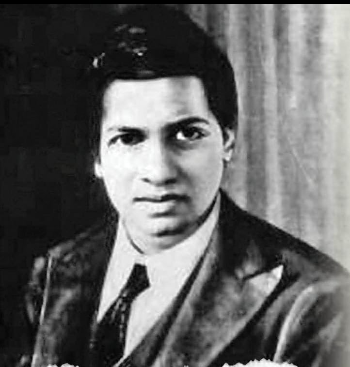anansavishnoi's tweet photo. Happy birthday to the man who knew infinity. #HappyMathsDay https://t.co/vFDyA7jJdE