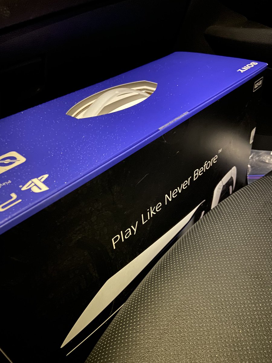 Pizza Dispenser tweet media