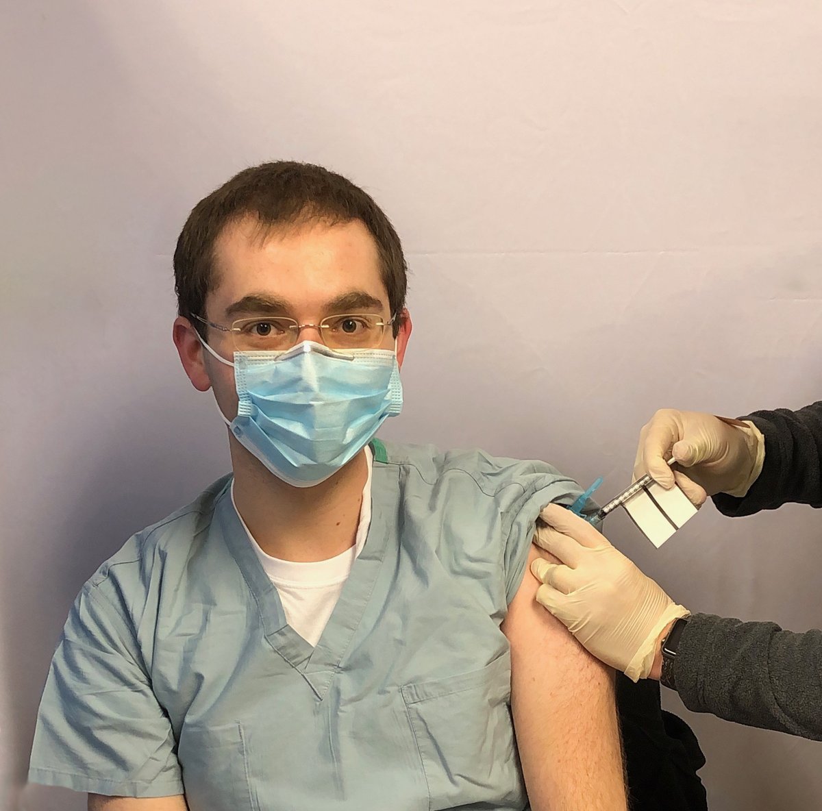 I received the COVID vaccine this weekend, and have been doing great since! I am grateful to do my part after seeing so many very sick COVID patients. Another step towards normalcy. I urge everyone to get it when available.
#notthrowingawaymyshot