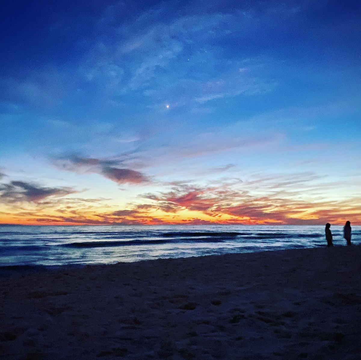 SBuckner77's tweet photo. We came...we saw...we were in awe! God is so Cool! #TheStar #GodsSplendor https://t.co/wgjCTkQVQC