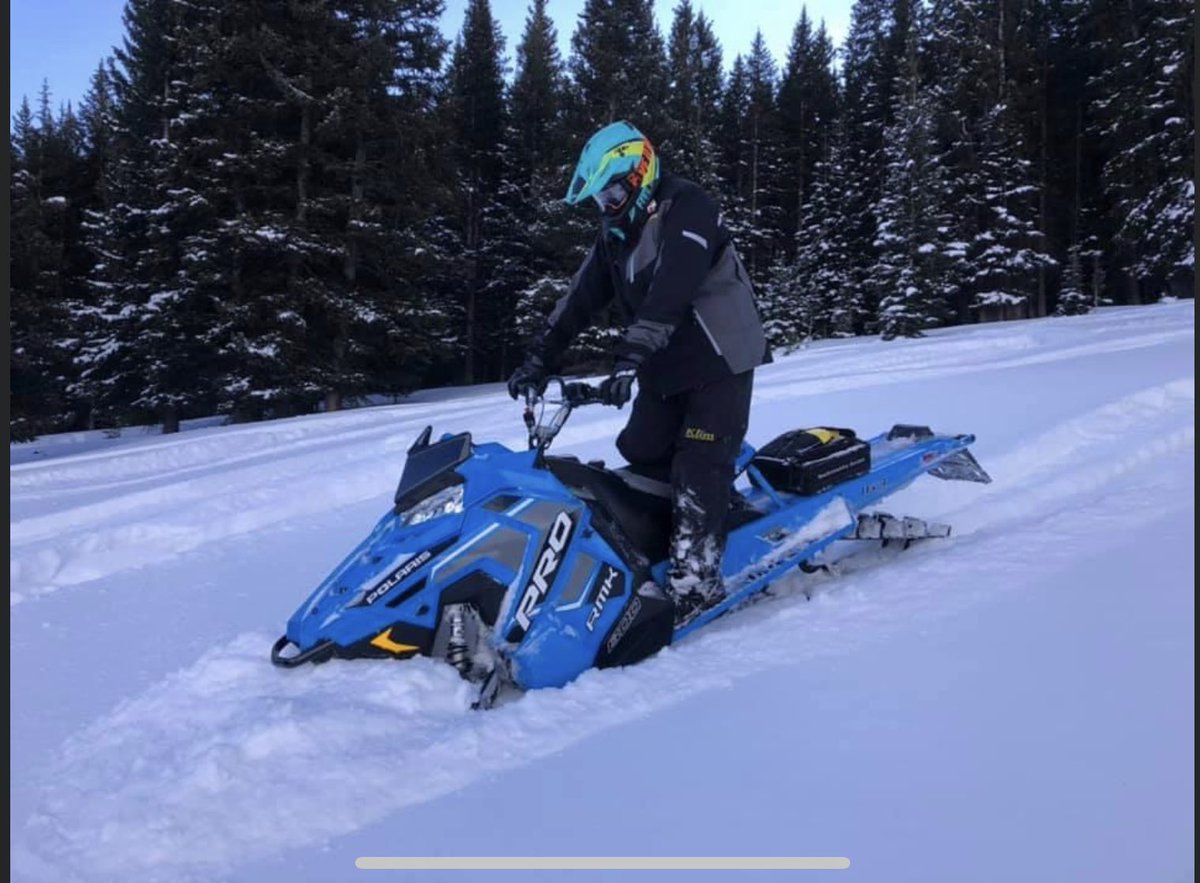 mayer_derek's tweet photo. Found some good snow. #Polaris #bighorns #snow #ride509 https://t.co/CvaEgEgTNR