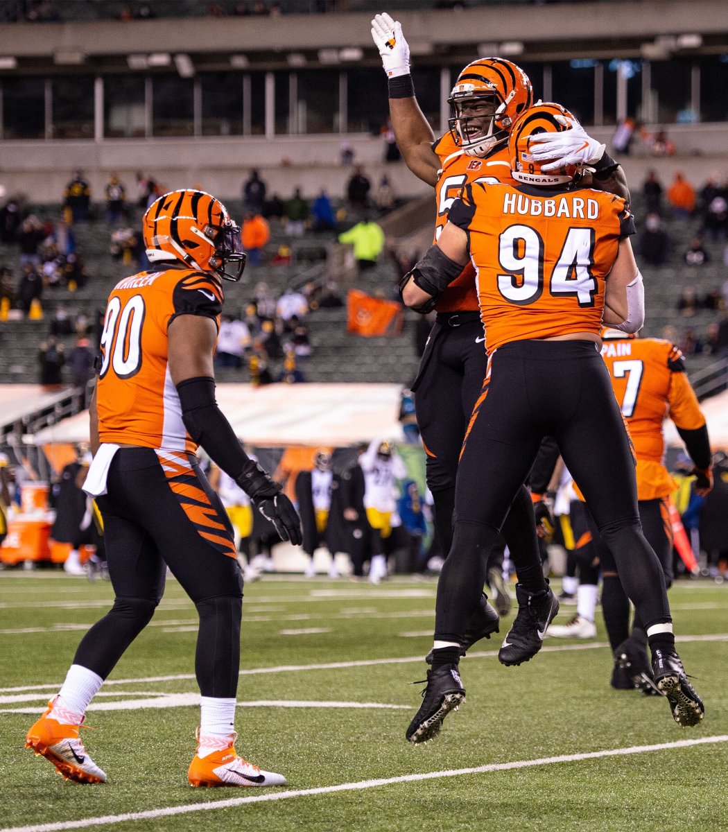 Bengals's tweet photo. 🗣 CAN WE GET A WHO DEY!? https://t.co/G1pwtGG6QI
