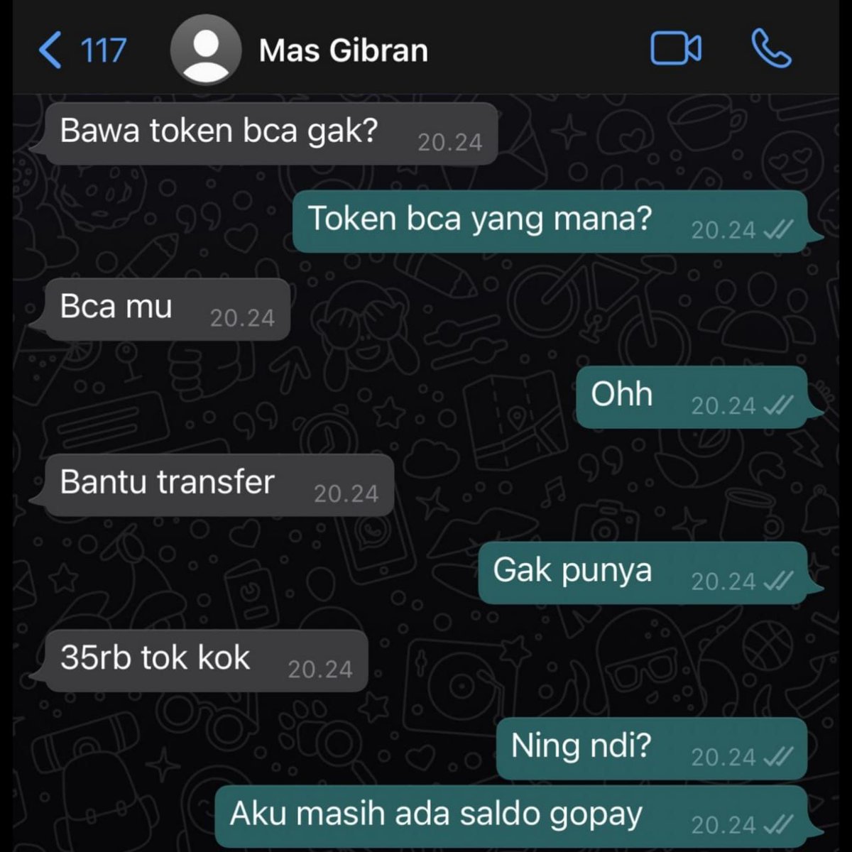VIVAcoid's tweet photo. Anak bungsu Presiden Jokowi, @Kaesangp membela kakak kandungnya, Gibran Rakabuming Raka, yang kini tengah diterpa isu terlibat dugaan korupsi dana bansos.

https://t.co/xl5OSxryzO

#vivacoid #gibran #gibranrakabumingraka #kaesang #trending #twitter https://t.co/UueL8u6ZSJ