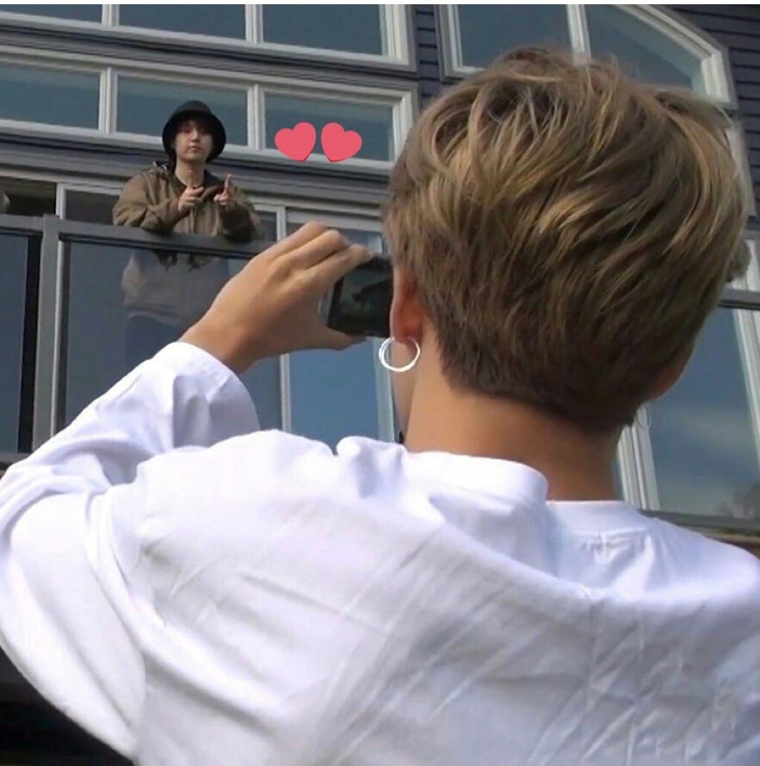 They always take photo to see when they miss each other.