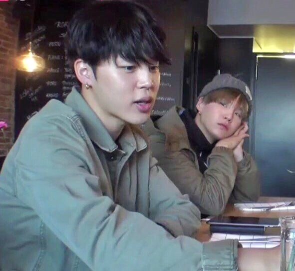 Yoongi being whipped for Jimin - A don't steal my bf Thread. #Yoonmin  #suga  #jimin  @BTS_twt