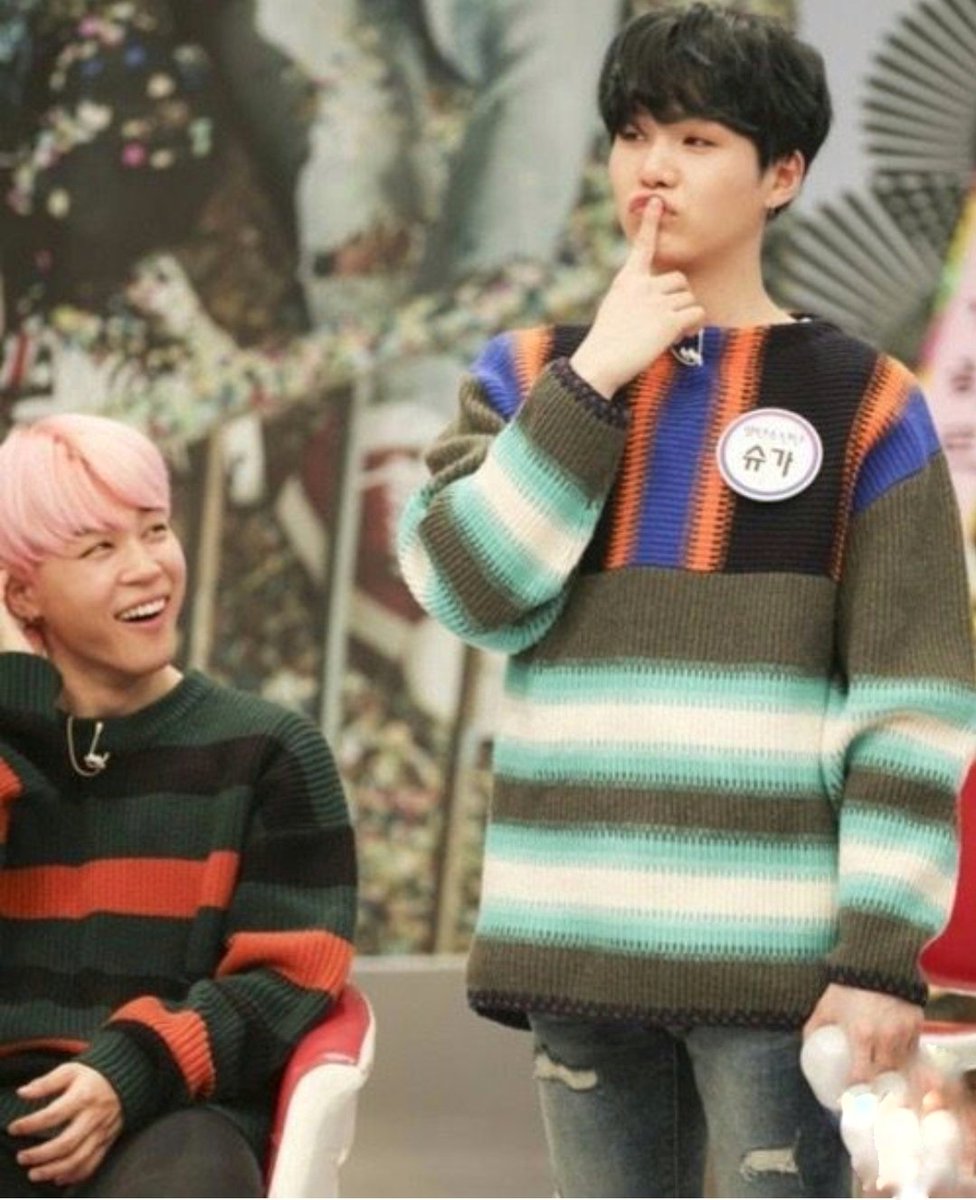 Yoongi always act cute to get Jimin's attention.