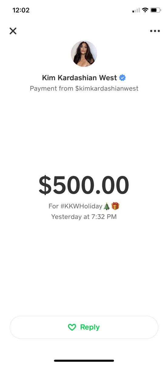 vain181's tweet photo. @KimKardashian Giving honor to God! Thank you Kim! #TeamKimYeForLIFE #MercysXmasGiftFromKKW 🙌🏾👏🏾🖤 #KKWHoliday 🎄🎁😍 https://t.co/5jSZCSmdVS