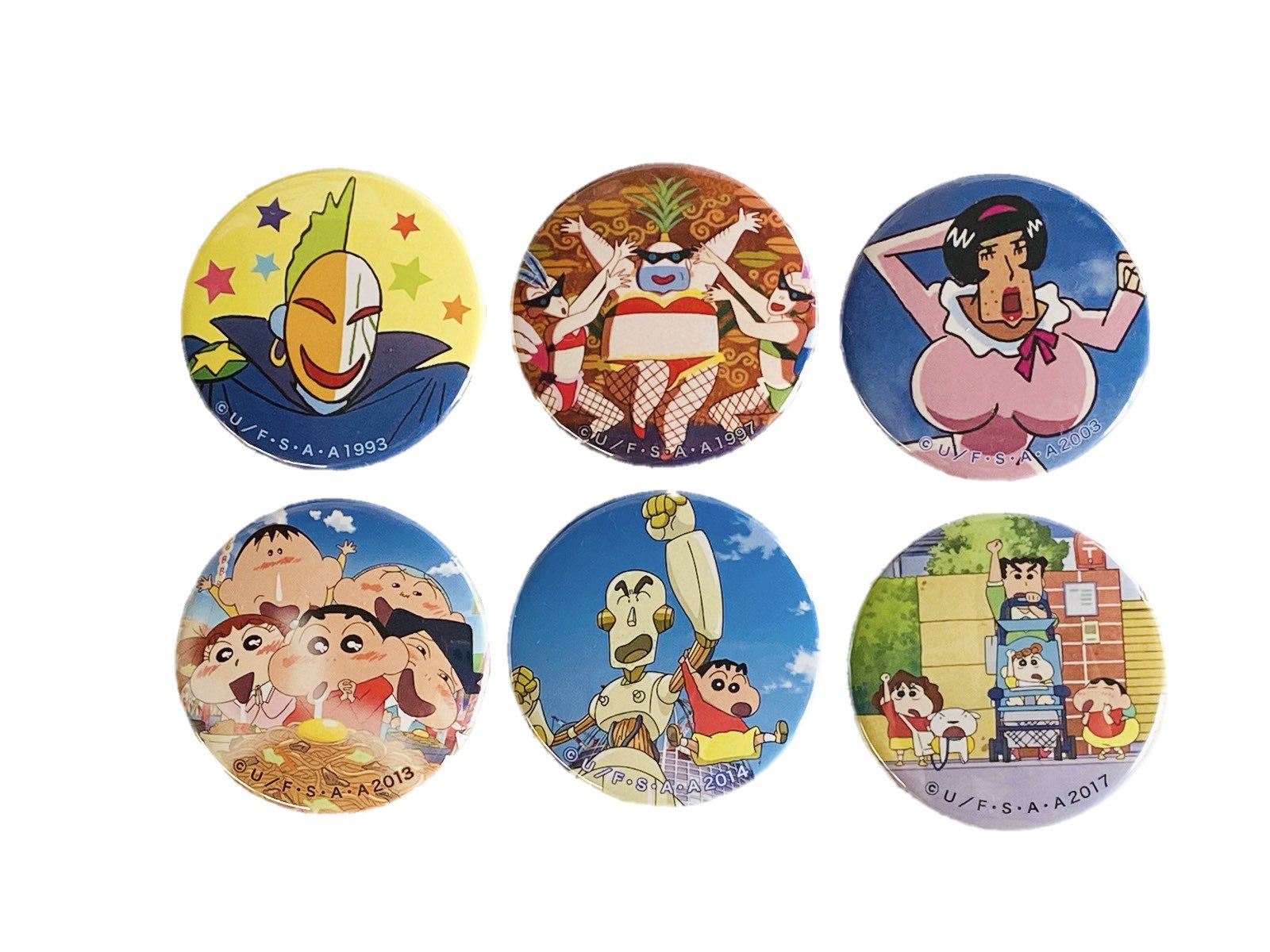 激レア！　クレヨンしんちゃん　非売品　缶バッジ　キラキラ　入手困難　絶版　　限定 レア クレヨンしんちゃん あたしがいちばんかわいい！！ 缶