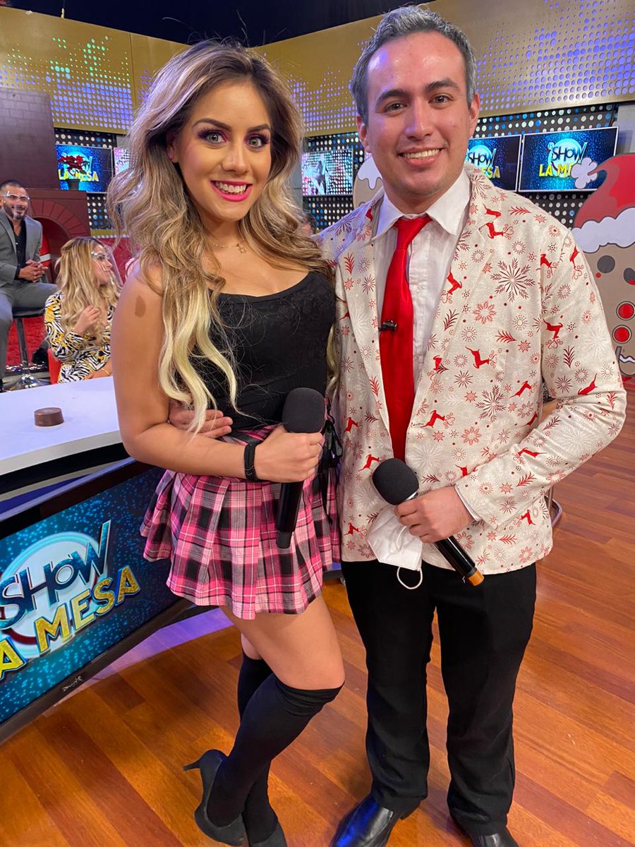 multimediostv's tweet photo. ¿Te gustaría esta nueva pareja de #EsShow? @ErnestoChavana  😍 

LIKE Sí
RT No 

EN VIVO ➡ https://t.co/Ldy2UsFfcw https://t.co/6E5r5NGIhT