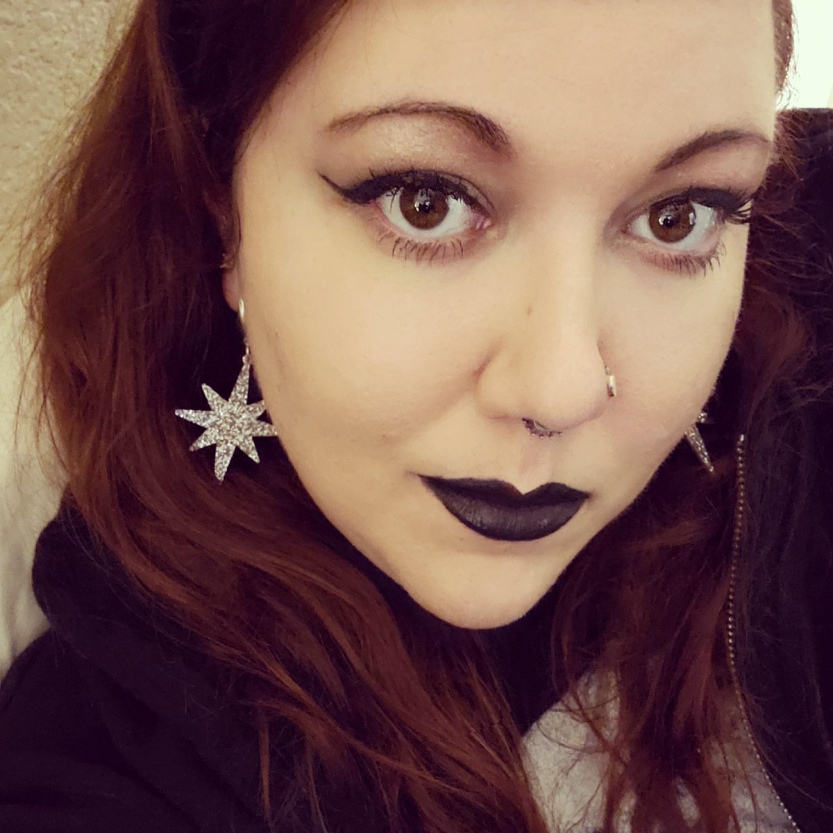 wytchymama11's tweet photo. When someone tells you that you are a goth Ms. Frizzle, you really have no other choice but to own it. 

#gothmsfrizzle #bestcomplimentever #getonmymetalschoolbus #magicAF https://t.co/mtAR5QV2pl
