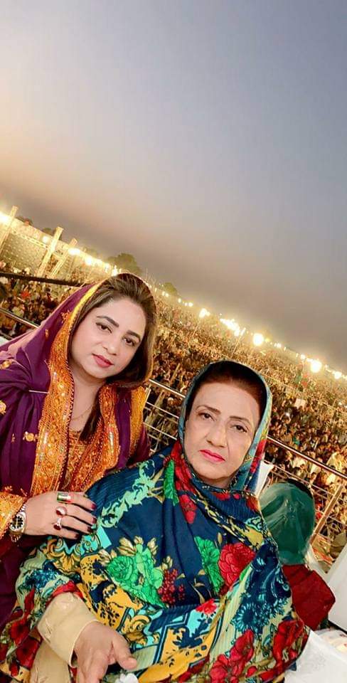 hazoorbuxchanna's tweet photo. Congratulations!!! Naseeba Channa for being appointed as District President #PPP Women Wing Larkana. https://t.co/Ce3vhh5Ngi