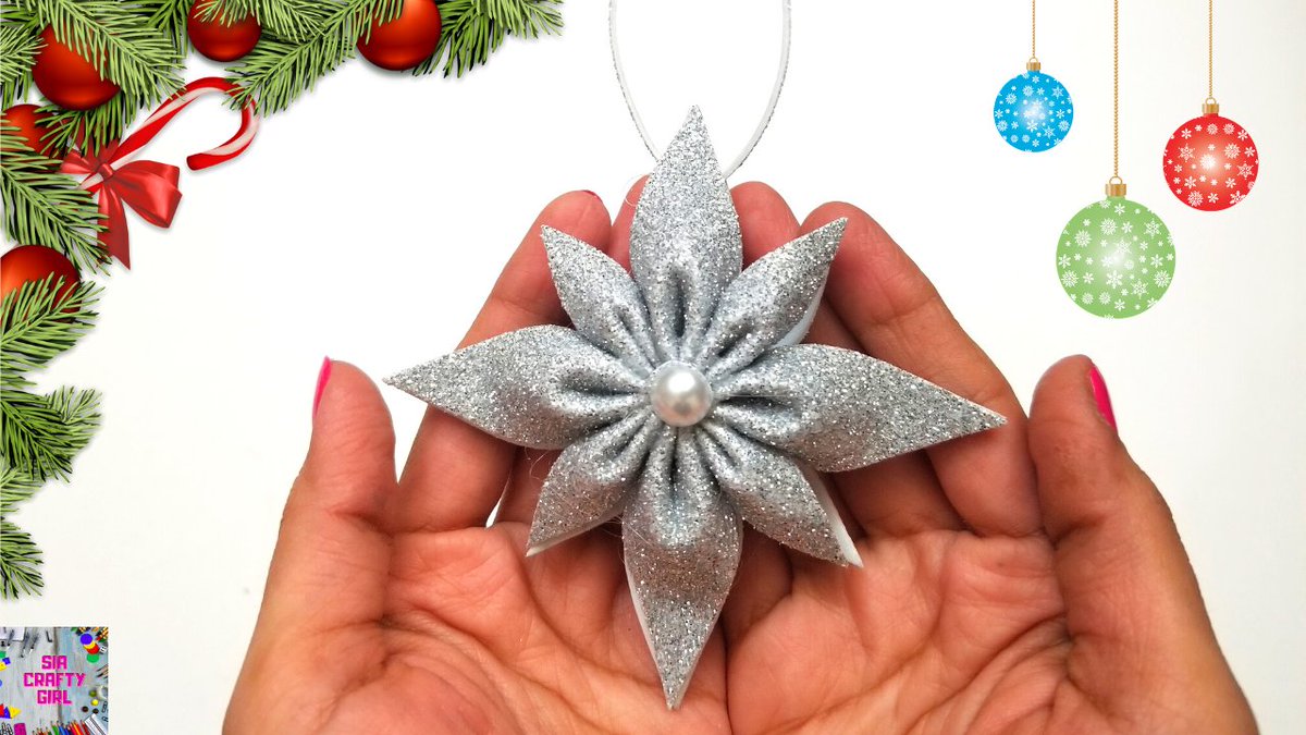 DIY Christmas ornament snowflake / Christmas decoration ideas
youtu.be/AQnYcv0fGqI
#Christmas  #christmasdecorations  #christmasornaments  #christmasdecor