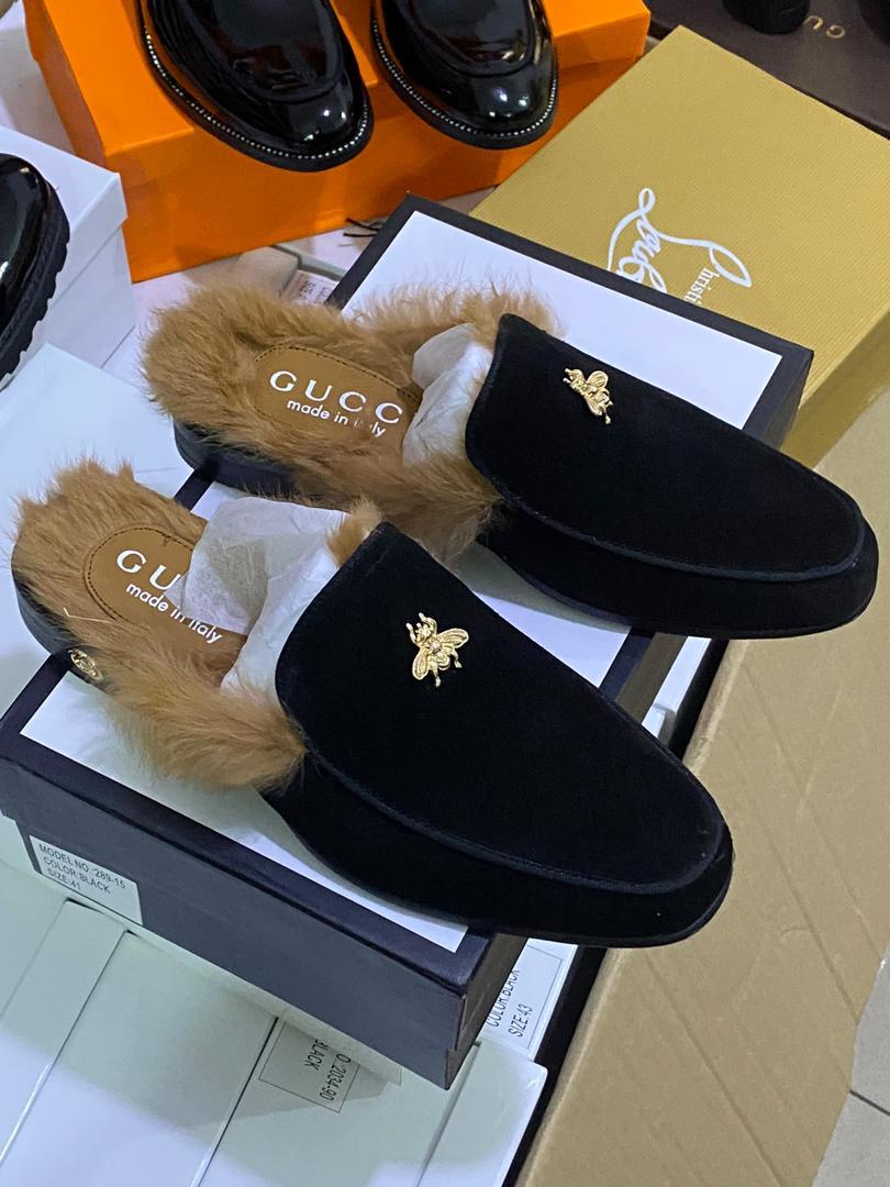 tbtcollections1's tweet photo. LOOK FOR NO OTHER PLACE THAN #TBTCOLLECTIONS 

GET YOUR PREFERRED FOOTWEAR HERE 

CONTACT US ON: 026 113 2902 

@shattawalegh
#shattatuesdaymarket 
#XmaxEdition https://t.co/MdcakGJvXk