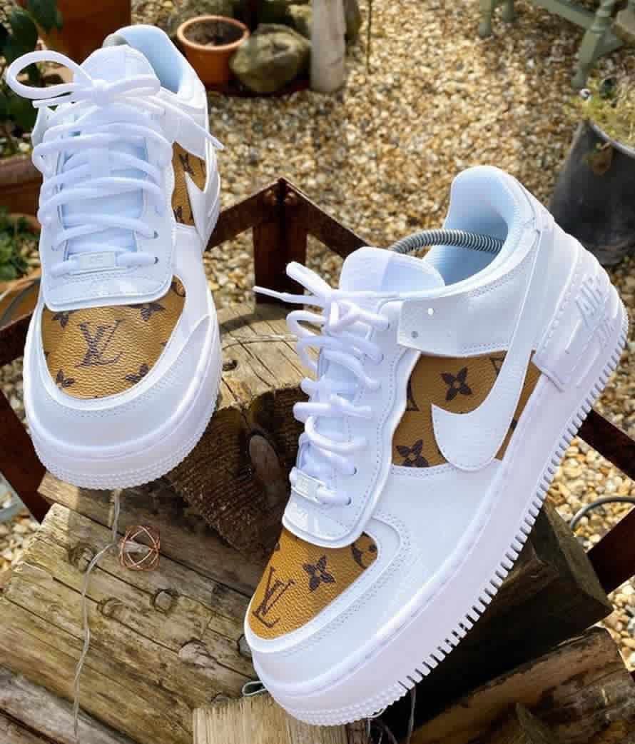 tbtcollections1's tweet photo. LOOK FOR NO OTHER PLACE THAN #TBTCOLLECTIONS 

GET YOUR PREFERRED FOOTWEAR HERE 

CONTACT US ON: 026 113 2902 

@shattawalegh
#shattatuesdaymarket 
#XmaxEdition https://t.co/MdcakGJvXk