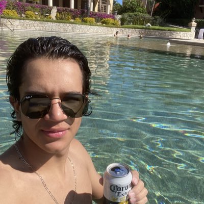 Alexis tweet media