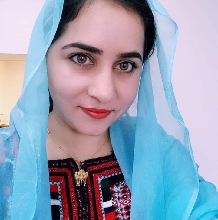 Hanifabaloch1's tweet photo. آ��وب وتی چُکاں وارت 
منی دزگہار تو چو بے وفائی مہ کُت ئے https://t.co/6vgwEeVulK